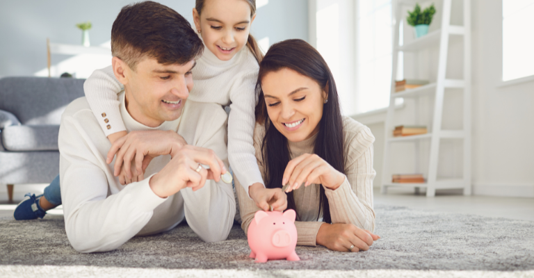 ai-nen-gui-tiet-kiem-bac-thang