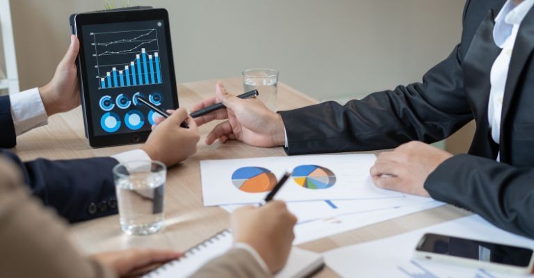 thuc-trang-lam-phat-o-viet-nam-va-the-gioi